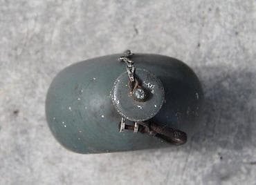 Antiques: Dve Očuvane stare, vojne čuture, aluminijumske. Dve stare at lalafo.rs — 10 Antiques: Dve Očuvane stare, vojne čuture, aluminijumske. Dve stare — 10