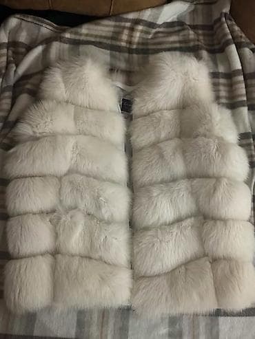 Beli krzneni prsluk bez rukava - Boja: snežno bela/ivory - Dizajn na lalafo.rs — 2 Beli krzneni prsluk bez rukava - Boja: snežno bela/ivory - Dizajn — 2