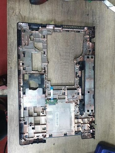 Donje kuciste za Lenovo G700.
✨ Ispravno na lalafo.rs Donje kuciste za Lenovo G700.
✨ Ispravno