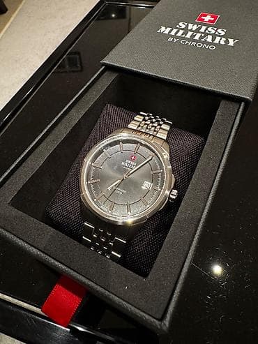 Wristwatches: Sat Swiss Military by Chrono Nenošen. Nov. - Švajcarski kvarcni at lalafo.rs — 8 Wristwatches: Sat Swiss Military by Chrono Nenošen. Nov. - Švajcarski kvarcni — 8