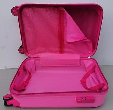Travel suitcases and bags: Set kofera Hello Kitty – 2 kom - Dizajn: beli i roze koferi sa at lalafo.rs — 5 Travel suitcases and bags: Set kofera Hello Kitty – 2 kom - Dizajn: beli i roze koferi sa — 5