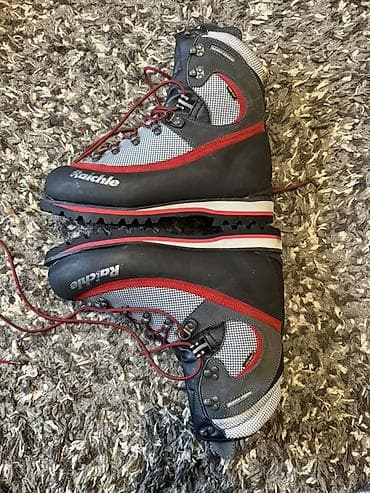 Planinarske/alpinske cipele Raichle - Model visokog rezanja sa na lalafo.rs Planinarske/alpinske cipele Raichle - Model visokog rezanja sa