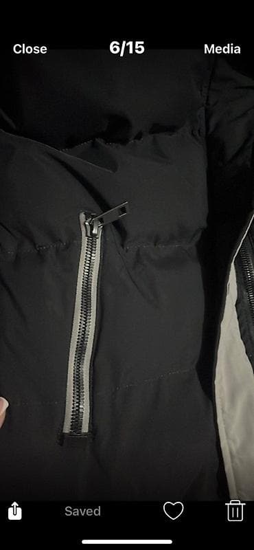 - Topla, punjena puffer jakna dužine ispod kolena
L velicina nova na lalafo.rs — 3 - Topla, punjena puffer jakna dužine ispod kolena
L velicina nova — 3