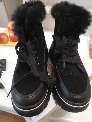 Ženske zimske čizme – crne, sa krznom - Gornjište: kombinacija na lalafo.rs — 4 Ženske zimske čizme – crne, sa krznom - Gornjište: kombinacija — 4