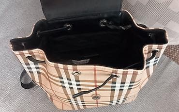 Ruksak sa karo šarom Burberry - Dizajn: klasična bež-karo šara; na lalafo.rs — 3 Ruksak sa karo šarom Burberry - Dizajn: klasična bež-karo šara; — 3