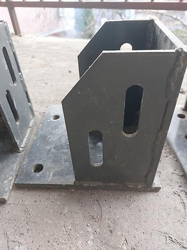 Clamps: Prodajem 4 nove plastificirane anker stope za celicne at lalafo.rs — 2 Clamps: Prodajem 4 nove plastificirane anker stope za celicne — 2