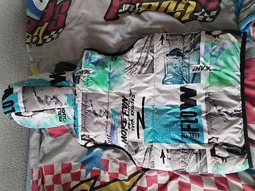 Naslov: Reserved prsluk 140 vel 2000din, ocuvan za decaka Opis na lalafo.rs — 3 Naslov: Reserved prsluk 140 vel 2000din, ocuvan za decaka Opis — 3