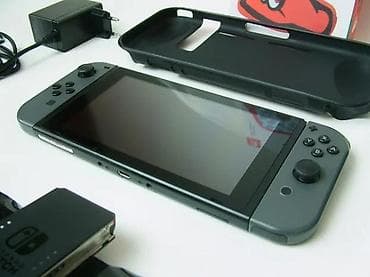 U ponudi Nintendo Switch konzola, lepo očuvana sa manjim znakovima na lalafo.rs — 9 U ponudi Nintendo Switch konzola, lepo očuvana sa manjim znakovima — 9