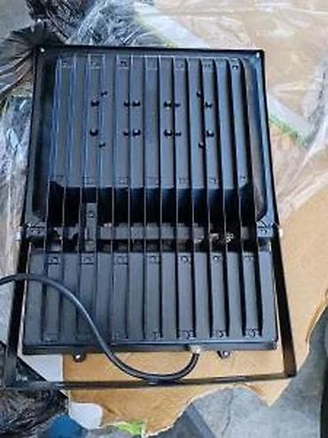 Led reflektor više vrsta sa senzorom pokreta RGB. REFLEKTOR STARA na lalafo.rs — 9 Led reflektor više vrsta sa senzorom pokreta RGB. REFLEKTOR STARA — 9