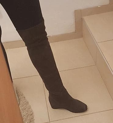 Crne ženske čizme preko kolena (over-the-knee), od mekog materijala na lalafo.rs — 2 Crne ženske čizme preko kolena (over-the-knee), od mekog materijala — 2
