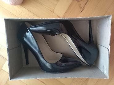 Crne lakovane cipele, obuvene jednom. Br. 37 na lalafo.rs — 5 Crne lakovane cipele, obuvene jednom. Br. 37 — 5