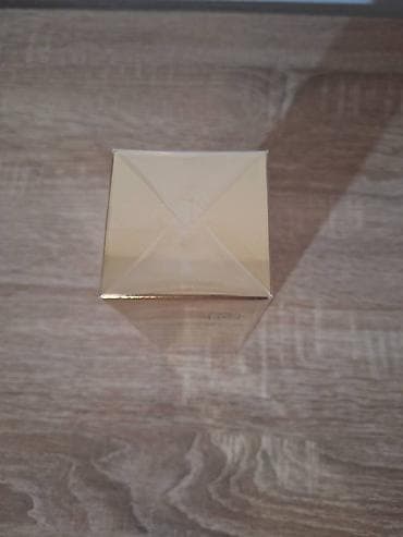 Nov neotpakovan ženski parfem Montale Bubble Forever 100 ml Prelep na lalafo.rs — 4 Nov neotpakovan ženski parfem Montale Bubble Forever 100 ml Prelep — 4