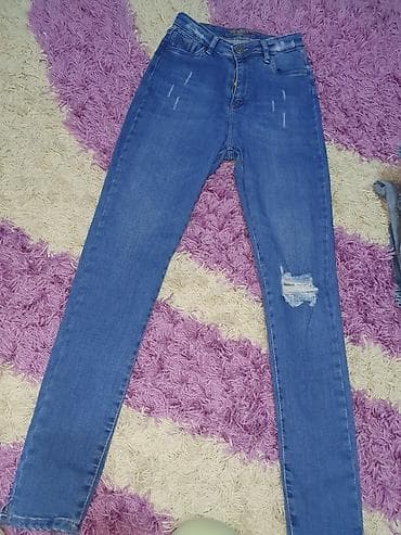 Ženske FIORETO JEANSod plavog teksasa, visokog struka. Klasičan na lalafo.rs — 1 Ženske FIORETO JEANSod plavog teksasa, visokog struka. Klasičan — 1