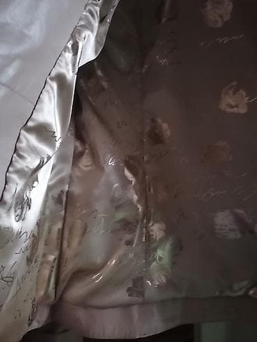 Ženska kraća jakna/blejzer od prave kože u bež/svetlosmeđoj nijansi na lalafo.rs — 4 Ženska kraća jakna/blejzer od prave kože u bež/svetlosmeđoj nijansi — 4