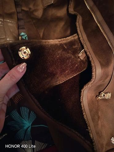 Ženska zimska jakna/kaput, tamno braon boje, sa bogatim krznom oko na lalafo.rs — 3 Ženska zimska jakna/kaput, tamno braon boje, sa bogatim krznom oko — 3