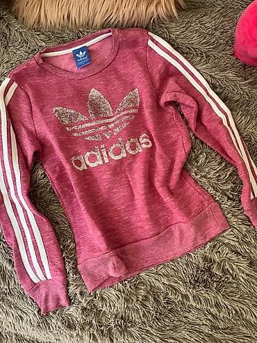 Adidas duks novo original 1000 din na lalafo.rs Adidas duks novo original 1000 din