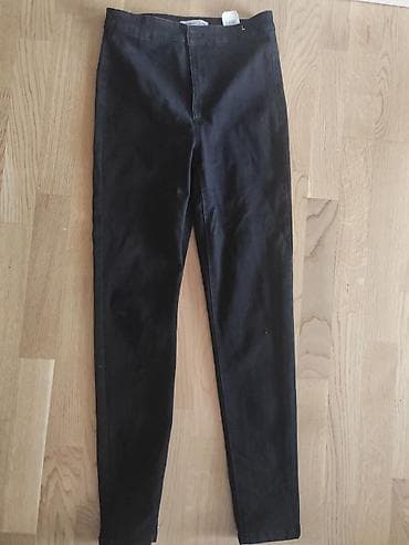 Crne ženske farke rastegljive 38 vel. Skinny - Materijal: elastičan na lalafo.rs Crne ženske farke rastegljive 38 vel. Skinny - Materijal: elastičan