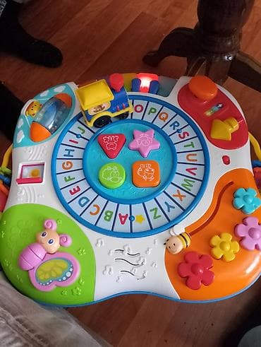 Ovaj interaktivni sto za aktivnosti dizajniran je da zabavi i edukuje na lalafo.rs — 6 Ovaj interaktivni sto za aktivnosti dizajniran je da zabavi i edukuje — 6