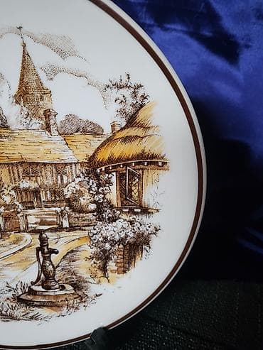 Antiques: Tanjir nov za na zid 1955g+ Seltmann Nemacka. Tanjir za na zid at lalafo.rs — 6 Antiques: Tanjir nov za na zid 1955g+ Seltmann Nemacka. Tanjir za na zid — 6