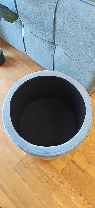 Kids' furniture: Tabure sa prostorom za odlaganje u odlicnom stanju, maltene nije at lalafo.rs — 7 Kids' furniture: Tabure sa prostorom za odlaganje u odlicnom stanju, maltene nije — 7