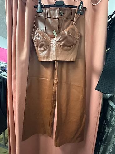 pantalone butiku ali: Stradivarius, XS, bоја - Braon na lalafo.rs — 1 pantalone butiku ali: Stradivarius, XS, bоја - Braon — 1