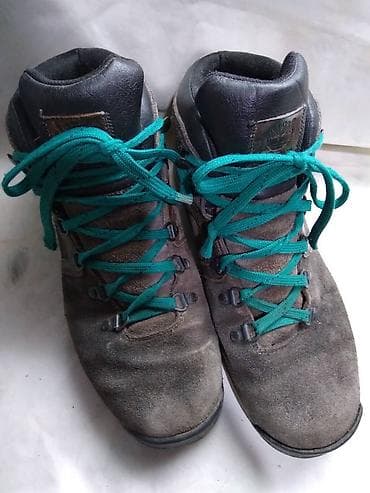 Muske poluduboke cipele Timberland prevrnuta koza tamno sive,br. 43 na lalafo.rs — 1 Muske poluduboke cipele Timberland prevrnuta koza tamno sive,br. 43 — 1