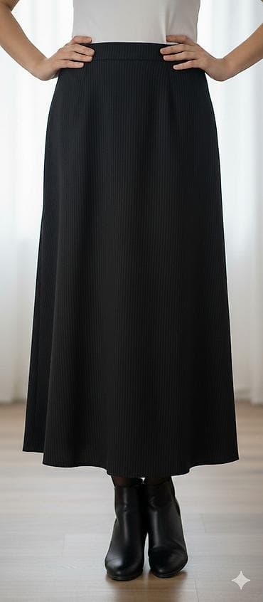 M, Midi, bоја - Crna na lalafo.rs M, Midi, bоја - Crna