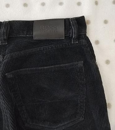 Original Hugo Boss pantalone od mekog somota. Model je univerzalan na lalafo.rs — 3 Original Hugo Boss pantalone od mekog somota. Model je univerzalan — 3