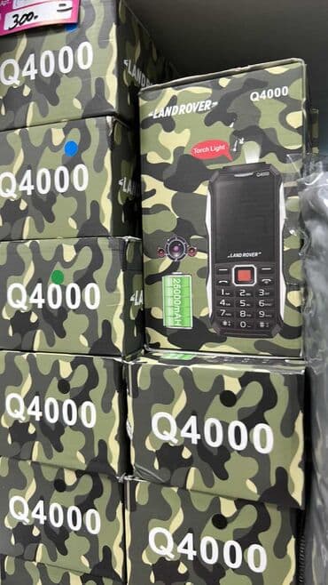 LAND ROVER telefon Q4000 model SRPSKI meni Uredjaj poseduje meni na na lalafo.rs LAND ROVER telefon Q4000 model SRPSKI meni Uredjaj poseduje meni na