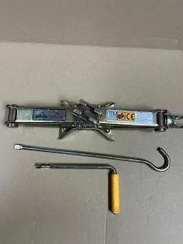 prsluk jaknica mango u: Dizalica tipa makaza za automobil sa ručicom - Mehanička makazasta at lalafo.rs — 5 prsluk jaknica mango u: Dizalica tipa makaza za automobil sa ručicom - Mehanička makazasta — 5