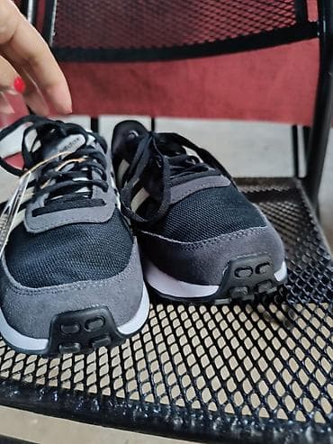 Original Adidas patike br 41,1/3. ( unutr.gazište slikano, Adidas ima na lalafo.rs — 5 Original Adidas patike br 41,1/3. ( unutr.gazište slikano, Adidas ima — 5