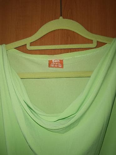 Prelepa zelena bluzica kratkih rukava Nikad nošena, Rukavi malo siri i na lalafo.rs — 4 Prelepa zelena bluzica kratkih rukava Nikad nošena, Rukavi malo siri i — 4