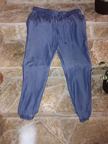 Pantalone Teksas tanje M nove jednom noΕ‘ene na lalafo.rs Pantalone Teksas tanje M nove jednom noΕ‘ene