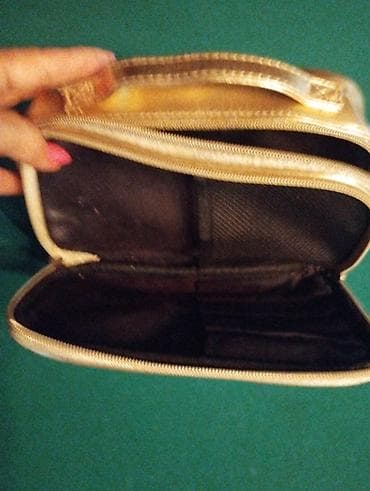 Neseser sa dve pregrade jako praktičan 26 širina 16 visina na lalafo.rs — 3 Neseser sa dve pregrade jako praktičan 26 širina 16 visina — 3