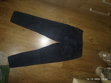 Ženske farmerke – tamno sivi/ugljen ton
LTB. Brend na lalafo.rs Ženske farmerke – tamno sivi/ugljen ton
LTB. Brend