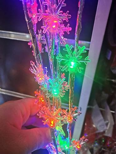 🎄Novogodisnja svetleca drvca - vise modela / 150 cm U beloj boji na lalafo.rs — 3 🎄Novogodisnja svetleca drvca - vise modela / 150 cm U beloj boji — 3