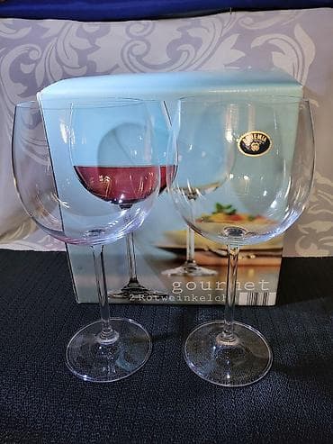 Case vintaz,nove Bohemija kristal za dvoje,velike.Za vino. Case za na lalafo.rs — 1 Case vintaz,nove Bohemija kristal za dvoje,velike.Za vino. Case za — 1