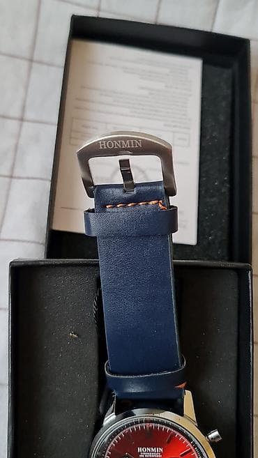 Set muških ručnih satova – 5 komada 1) HONMIN hronograf - Kućište na lalafo.rs — 2 Set muških ručnih satova – 5 komada 1) HONMIN hronograf - Kućište — 2