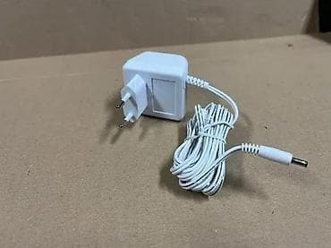 Electronics: Philips AC adapter/napajanje - Proizvođač: Philips - Ulaz: 100–240 V at lalafo.rs — 1 Electronics: Philips AC adapter/napajanje - Proizvođač: Philips - Ulaz: 100–240 V — 1
