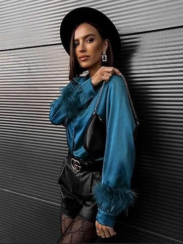 Satenska ženska košulja s perjem na manžetnama - Materijal: glatka na lalafo.rs — 2 Satenska ženska košulja s perjem na manžetnama - Materijal: glatka — 2