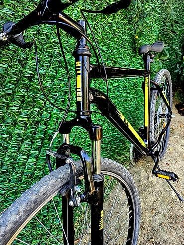 Na prodaju bicikl u odličnom stanju. Ima 18 brzina. Prednji na lalafo.rs — 6 Na prodaju bicikl u odličnom stanju. Ima 18 brzina. Prednji — 6