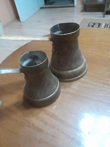 Dve džezve za kafu/rahatlokum – klasični bakarni/mesingani model sa na lalafo.rs — 3 Dve džezve za kafu/rahatlokum – klasični bakarni/mesingani model sa — 3