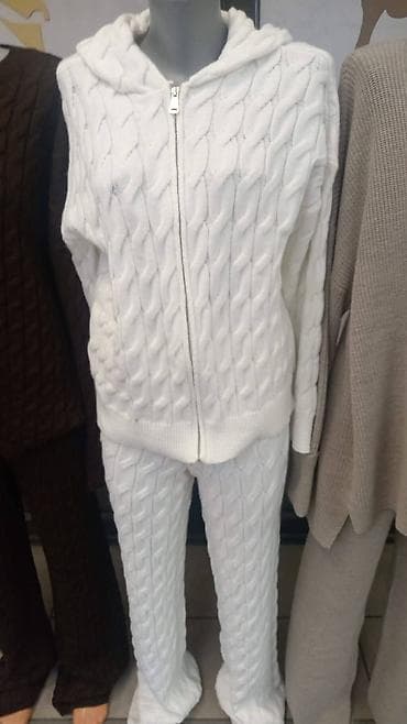 Cena 3700 dinara
vel uni
Duzina 120 cm na lalafo.rs — 3 Cena 3700 dinara
vel uni
Duzina 120 cm — 3