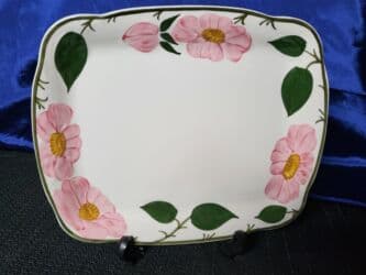 Tanjir vintaz Villeroy - Boch kolekcija Wild Rose Nemacka. Tanjir za na lalafo.rs Tanjir vintaz Villeroy - Boch kolekcija Wild Rose Nemacka. Tanjir za