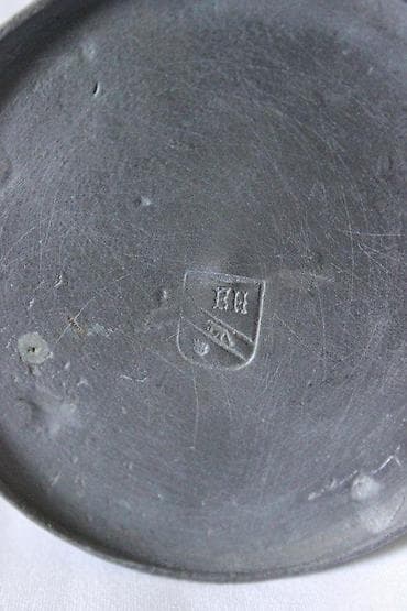Antiques: STARA LIVENA KRIGLA SA ŽIGOM | Stara masivna livena krigla sa žigom at lalafo.rs — 3 Antiques: STARA LIVENA KRIGLA SA ŽIGOM | Stara masivna livena krigla sa žigom — 3