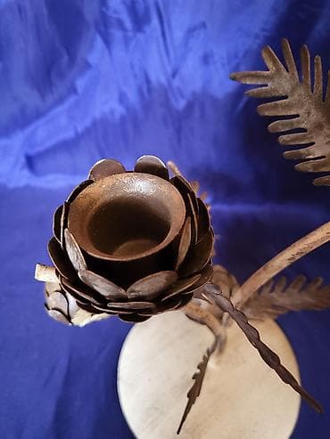 Candles and candlesticks: Svecnjak nov,vintaz metalni za dve svece. Svecnjak se moze at lalafo.rs — 5 Candles and candlesticks: Svecnjak nov,vintaz metalni za dve svece. Svecnjak se moze — 5