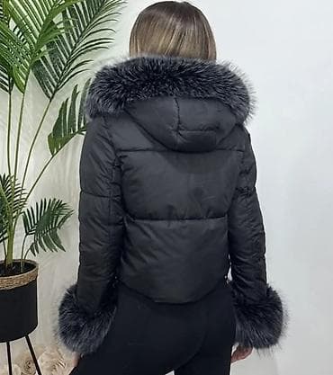 I 12. Ženska kratka štepana jakna sa kapuljačom. Ovaj model jakne na lalafo.rs — 3 I 12. Ženska kratka štepana jakna sa kapuljačom. Ovaj model jakne — 3