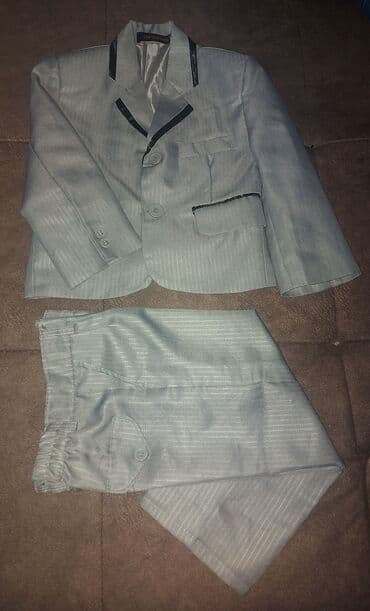 Komplet: Pantalone, 98-104 na lalafo.rs Komplet: Pantalone, 98-104