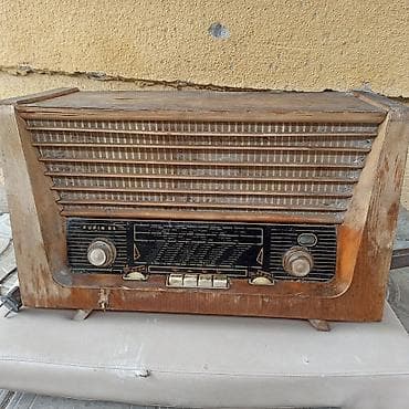 Vintage radio aparat Pupin P5 - Model: Pupin P5 (lampni radio) - na lalafo.rs — 6 Vintage radio aparat Pupin P5 - Model: Pupin P5 (lampni radio) - — 6