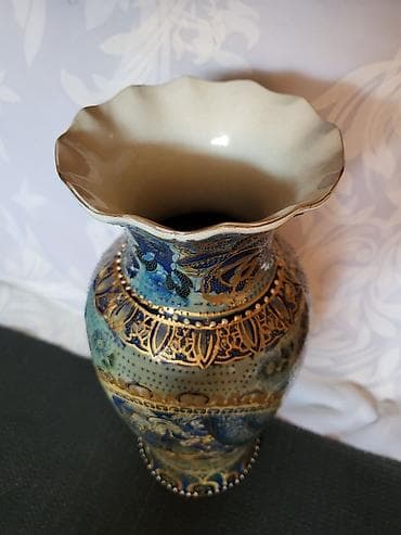 Other: Porcelanska kineska vaza iz 70ih. Kineska vaza rucno,reljefno at lalafo.rs — 3 Other: Porcelanska kineska vaza iz 70ih. Kineska vaza rucno,reljefno — 3